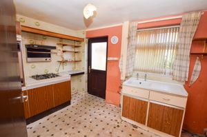 Kitchen- click for photo gallery